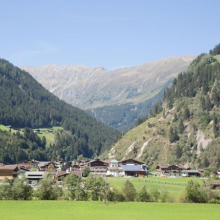 Pension Peter Neustift im Stubaital Exterior photo
